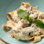 Tavuklu Fettucini Alfredo